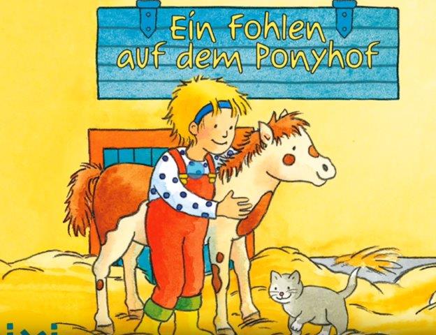 Ein Fohlen auf dem Ponyhof